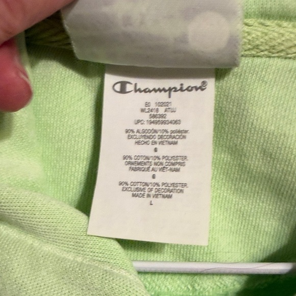 Champion Ladies Lime Hoodie. Size large. NWT. Gender neutral. - Picture 9 of 9